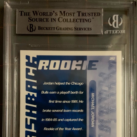 Mint 1999-00 Victory Michael Jordan Rookie Card - Picture 2 of 2